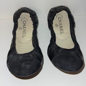 AUTHENTIC Chanel black ballet slippers